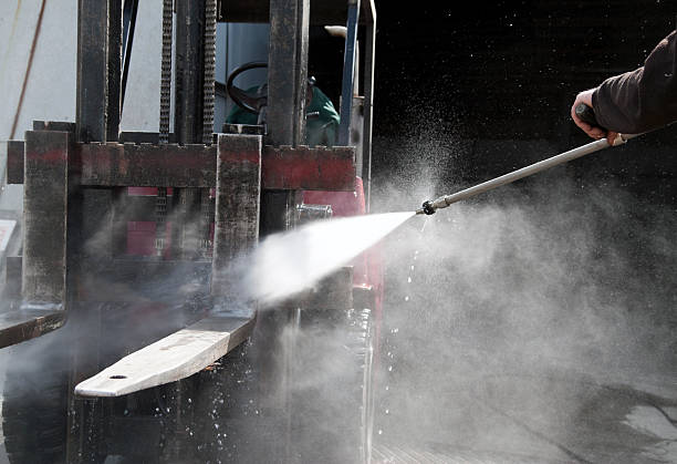 Best Concrete Pressure Washing  in Harbor Beach, MI